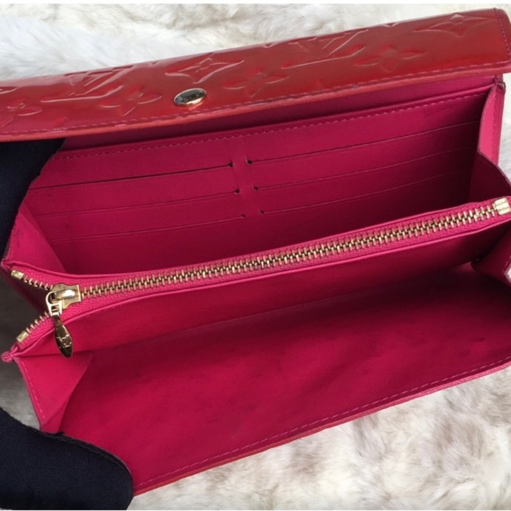 LOUIS VUITTON SARAH WALLET - no chain - Picture 5 of 15